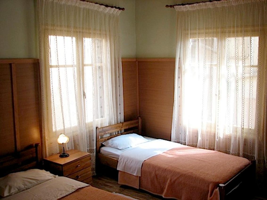 Earini Rooms And Apartments خانيا المظهر الخارجي الصورة