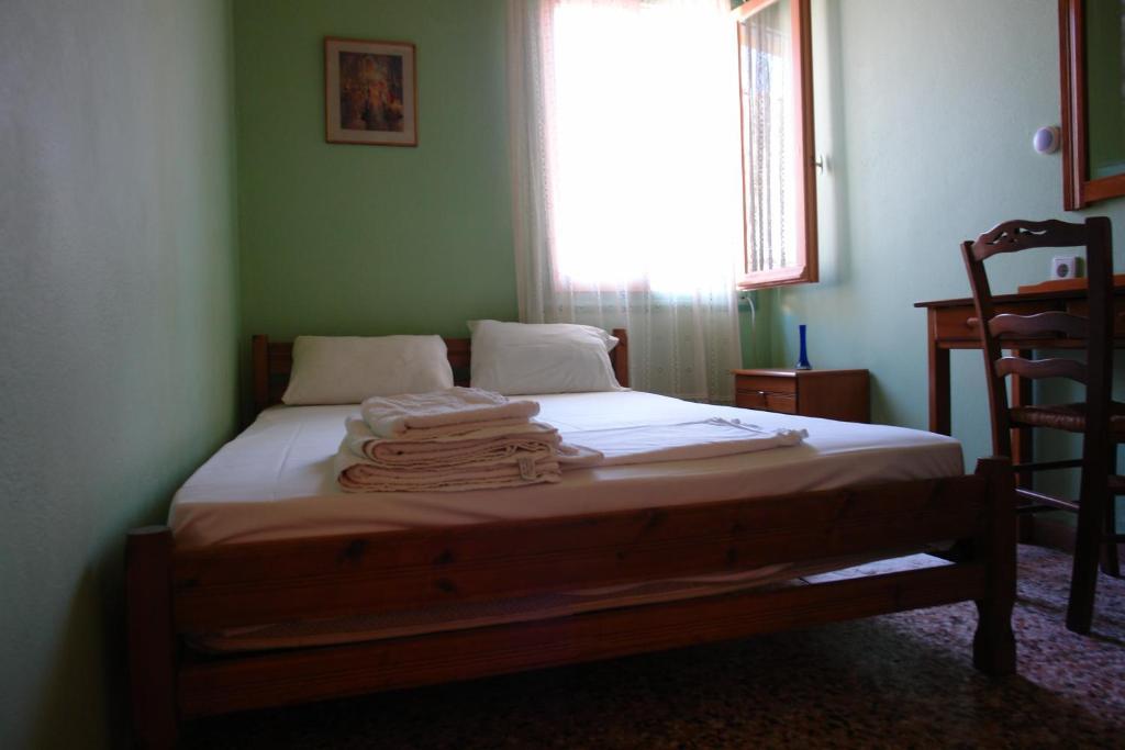 Earini Rooms And Apartments خانيا الغرفة الصورة